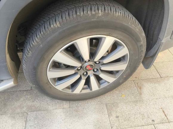 [南昌·赣M] 二手荣威荣威RX82018款 30T 智联网两驱旗舰版