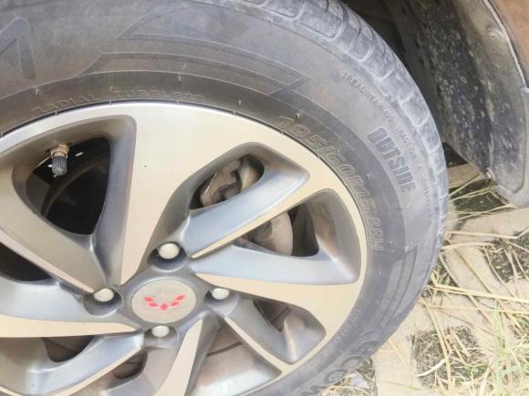 [上海·浙J] 二手五菱汽车五菱宏光2016款 1.5L S1尊享型国V