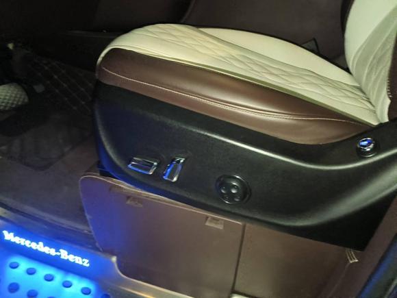 [济南·鲁A] 二手奔驰威霆2021款 2.0T 精英版 7座