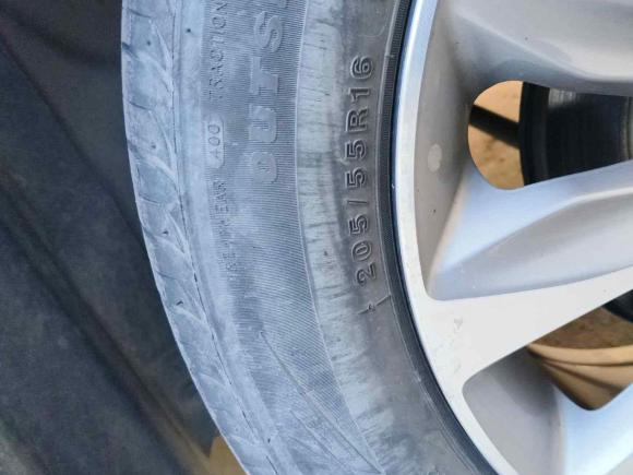 [无锡·苏B] 二手雪佛兰科鲁泽2022款 320 自动悦享天窗版