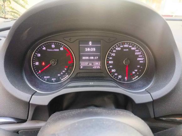 [苏州·苏U] 二手奥迪奥迪A32018款 30周年年型 Limousine 35 TFSI 时尚型