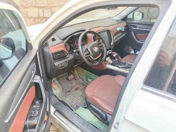 [青岛·鲁U] 二手中华中华V62018款 1.5T 自动尊贵型