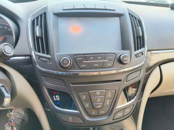 [上海·粤B] 二手别克君威2014款 2.0L 领先时尚型