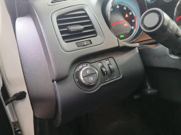 [广州·粤B] 二手别克君威2014款 1.6T 时尚技术型