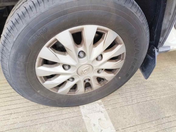 [常州·苏D] 二手上汽大通MAXUS新途V902022款 2.0T手动VAN后驱长轴高顶后单胎3座