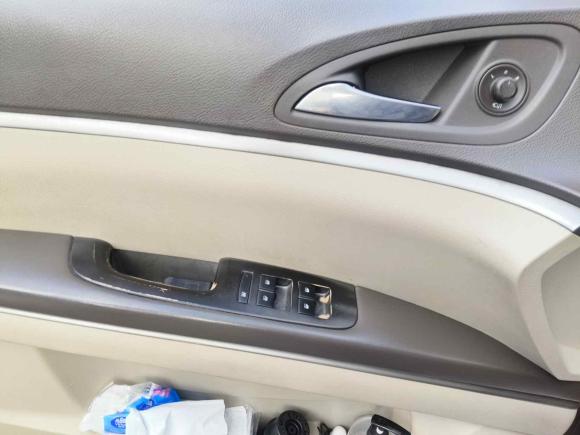 [武汉·鄂A] 二手别克别克GL82011款 3.0L GT豪华商务豪雅版