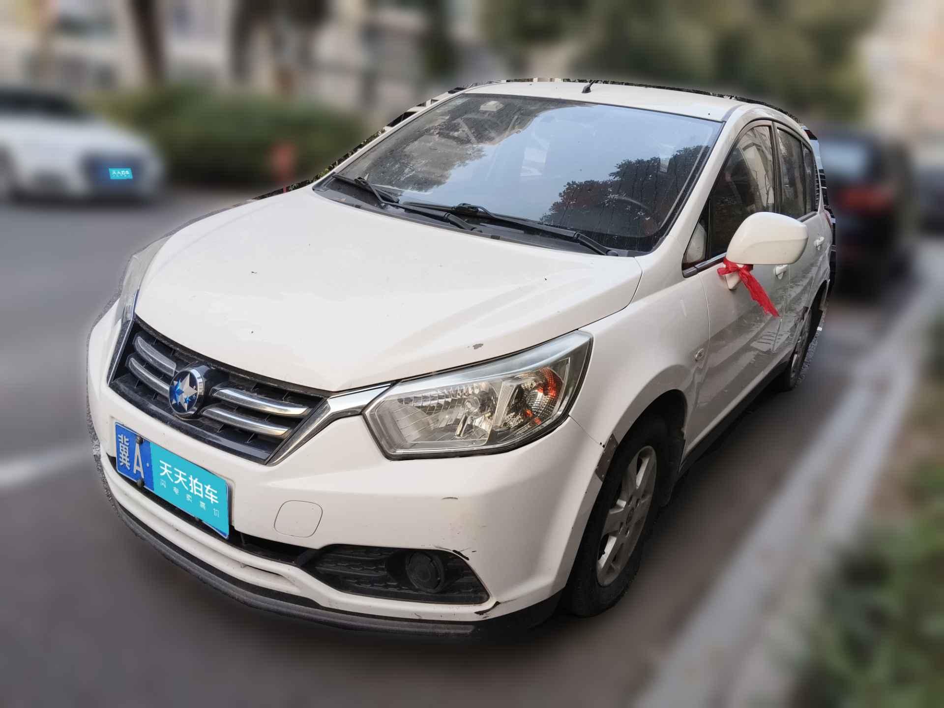 [上海·冀A] 启辰启辰R502015款 1.6L 自动时尚版