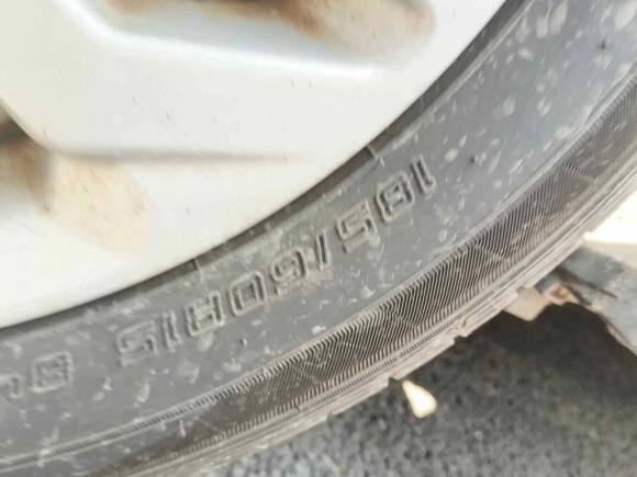 [上海·沪E] 二手本田飞度2018款 1.5L CVT舒适天窗版