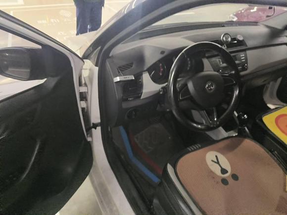 [南京·苏A] 二手斯柯达晶锐2015款 1.6L 自动运动版