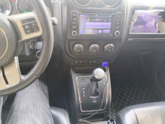 [南京·苏A] 二手Jeep指南者2012款 2.4L 四驱都市版