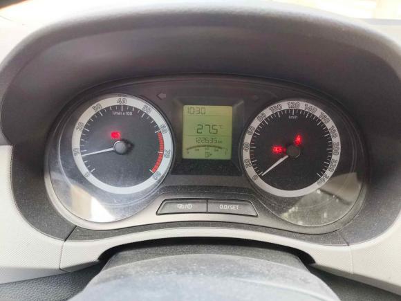 [上海·沪C] 二手斯柯达晶锐2017款 1.4L 手动前行版