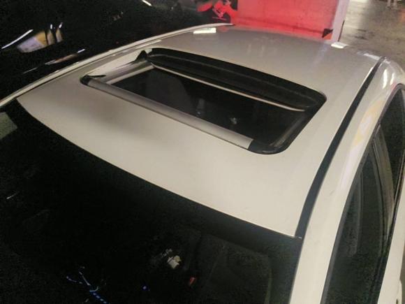[上海·沪D] 二手丰田卡罗拉2019款 双擎 1.8L E-CVT GL-i精英版