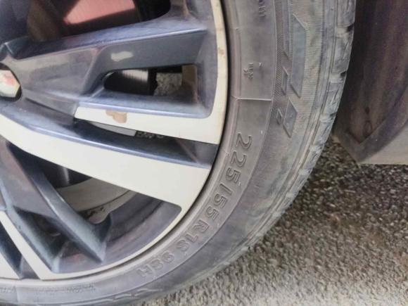 [武汉·鄂A] 二手标致标致50082017款 350THP 7座精英版