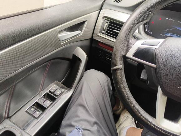 [上海·黑C] 二手北汽威旺北汽威旺M50F2017款 1.5L 标准型