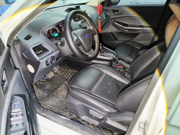 [南京·苏A] 二手福特福睿斯2015款 1.5L 自动时尚型