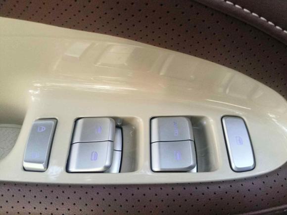 [成都·川A] 二手五菱汽车五菱缤果2024款 333km 悦享款