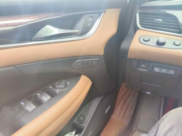 [上海·沪A] 二手别克君越2021款 652T 尊贵型