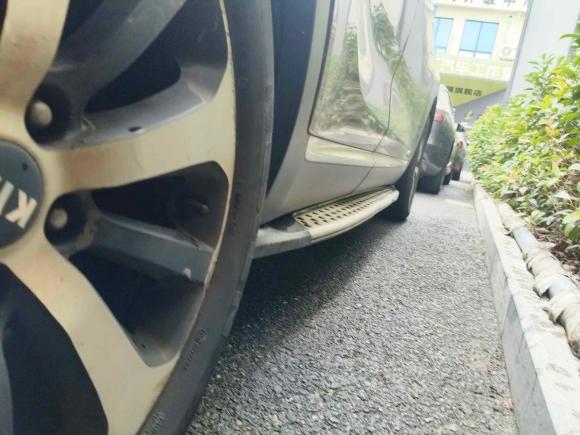 [上海·沪B] 二手起亚索兰托2015款 索兰托L 2.2T 柴油4WD精英版 7座 国IV
