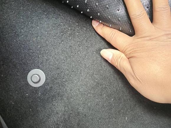 [苏州·苏E] 二手奔驰奔驰C级2015款 C 260 L 运动型