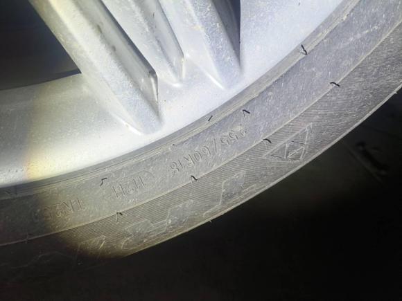 [金华·云A] 二手五十铃mu-X牧游侠2017款 2.5T 两驱自动尊享型 7座