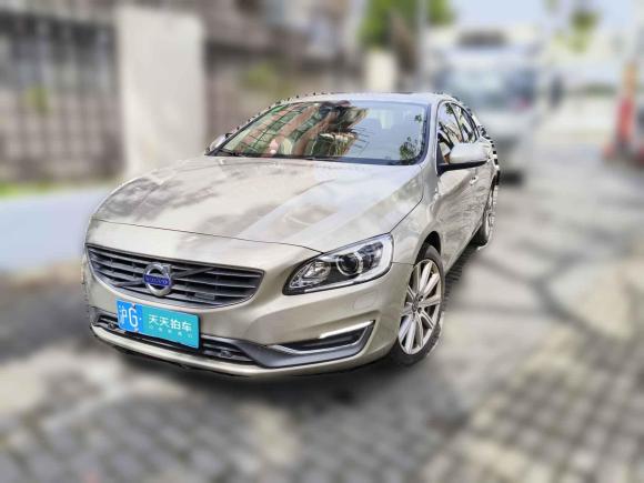 沃爾沃沃爾沃S60插電式混動(dòng)2015款 S60L E驅(qū)混動(dòng) T6智馭版「上海二手車」「天天拍車」
