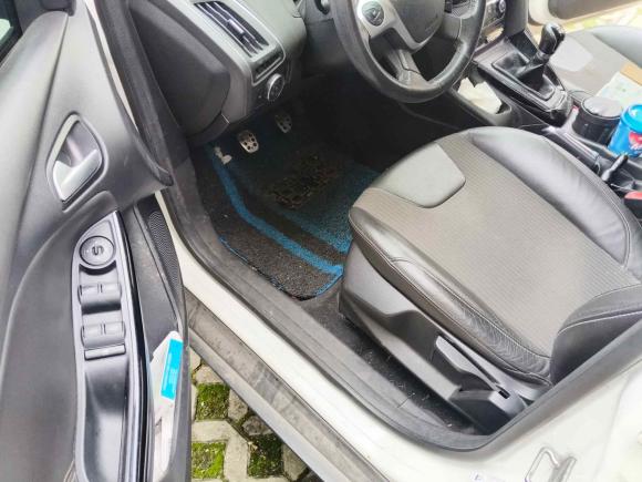 [嘉兴·浙F] 二手福特福克斯2012款 两厢 1.6L 手动风尚型