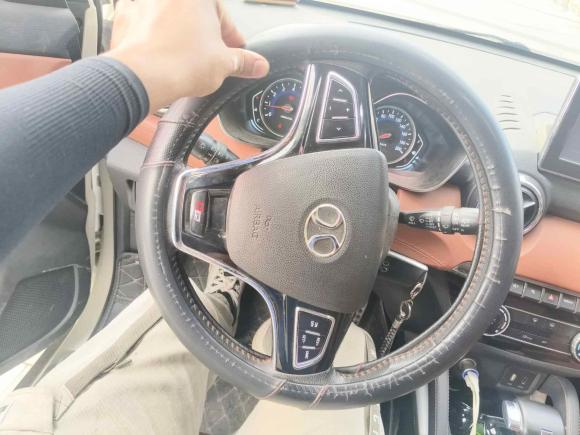 [嘉兴·浙F] 二手北京汽车绅宝X352016款 1.5L 自动豪华版