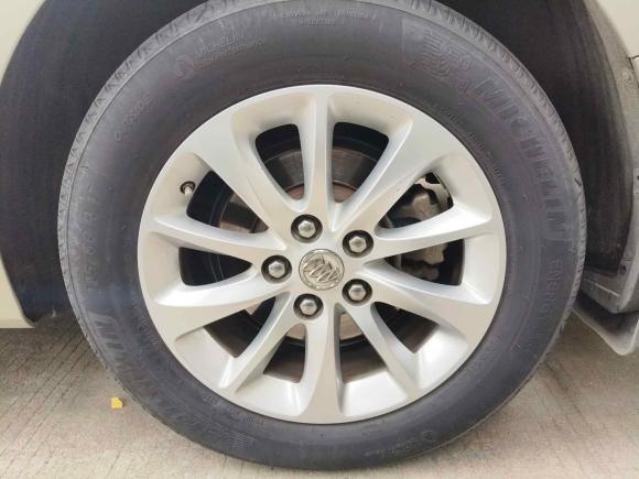 [无锡·苏B] 二手别克别克GL82017款 ES 28T 舒适型 国V