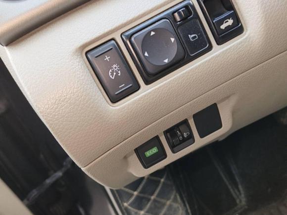 [广州·粤L] 二手日产轩逸2014款 1.6XV CVT尊享版