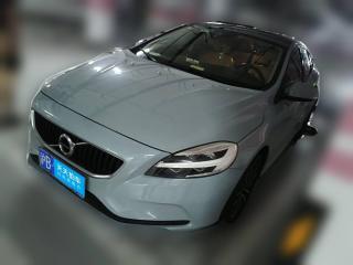 沃尔沃沃尔沃V402018款 T3 智逸版