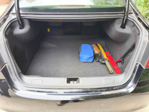 [上海·沪A] 二手荣威荣威9502012款 2.4L 豪华行政版