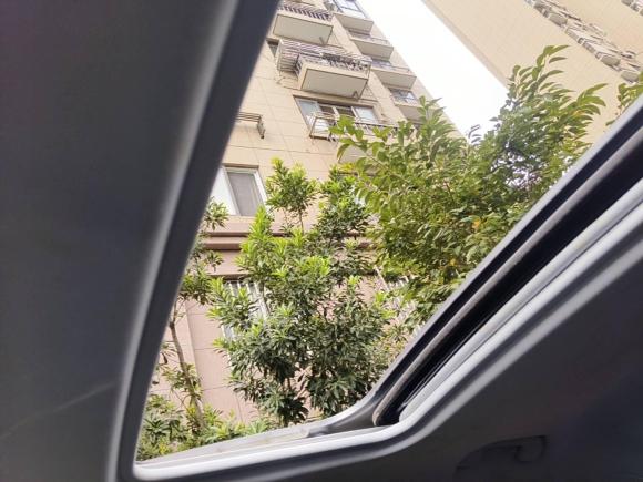 [上海·苏F] 二手标致标致3082016款 1.6L 自动豪华版