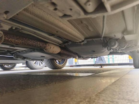 [深圳·粤B] 二手路虎揽胜极光2014款 2.0T 5门耀动版