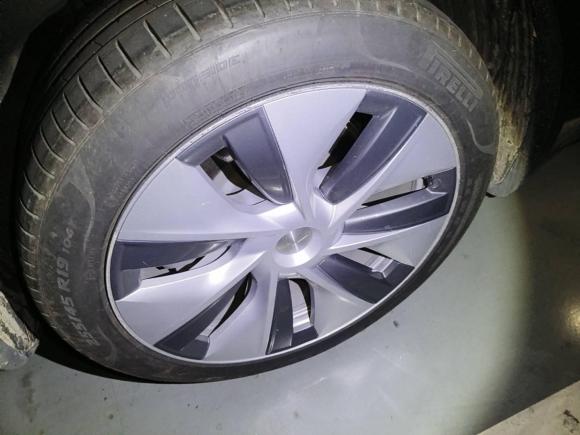 [深圳·京A] 二手特斯拉Model Y2022款 后轮驱动版