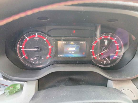 [济南·鲁A] 二手大通新途V902021款 2.0T手动智运王后驱单胎加长轴超高顶7座