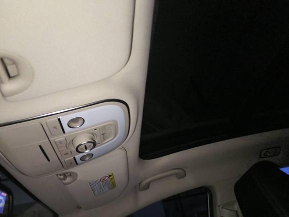[上海·沪B] 二手比亚迪元新能源2018款 EV360 智联炫酷型