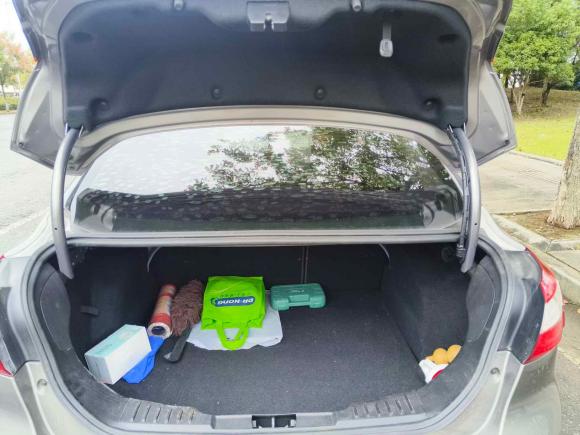 [武汉·鄂W] 二手福特福克斯2012款 三厢 1.6L 手动风尚型