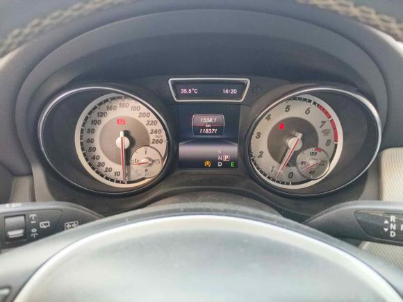 [无锡·苏B] 二手奔驰奔驰GLA2015款 GLA 200 动感型