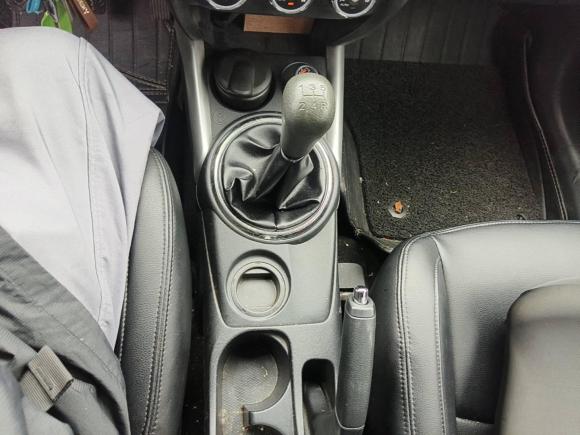 [上海·浙A] 二手三菱劲炫ASX2013款 2.0L 手动两驱舒适版