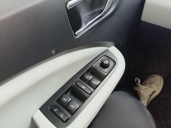 [金华·浙G] 二手零跑汽车零跑T032022款 耀金版