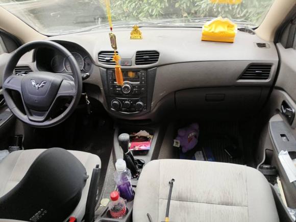 [上海·沪A] 二手五菱汽车五菱宏光2020款 1.2L S基本型国VI LSI