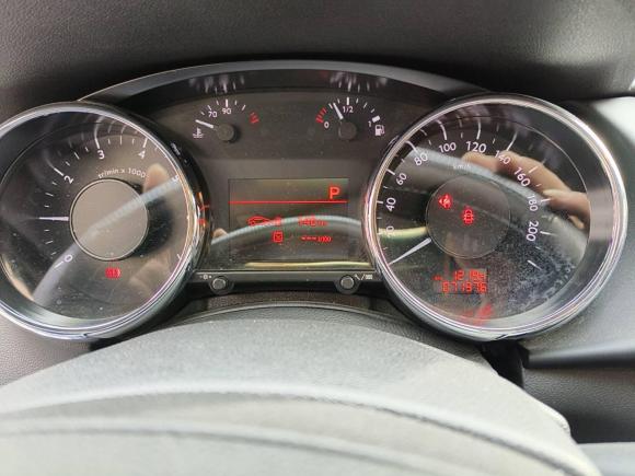 [无锡·苏B] 二手标致标致30082015款 2.0L 自动潮流版