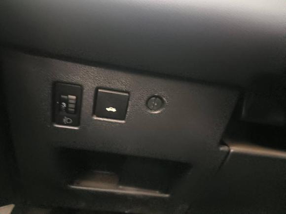 [武汉·鄂A] 二手标致标致3082014款 乐享版 经典 1.6L 自动优尚型