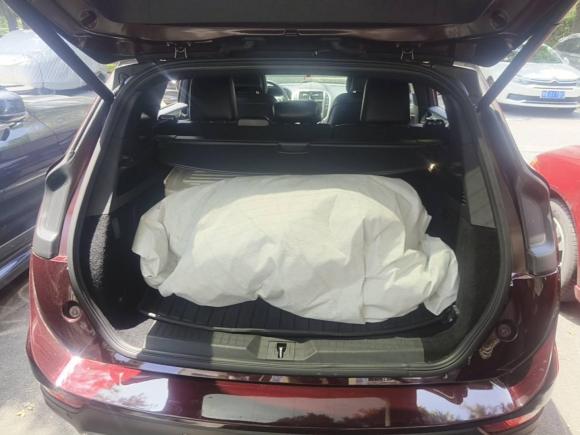 [上海·津J] 二手林肯林肯MKC2018款 2.0T 两驱尊享版