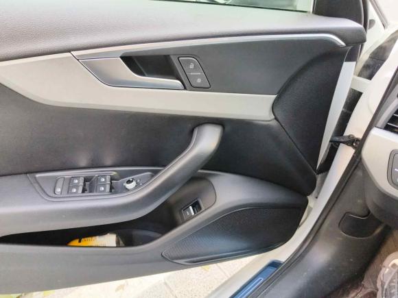 [杭州·浙A] 二手奥迪奥迪A4L2018款 30周年年型 40 TFSI 时尚型