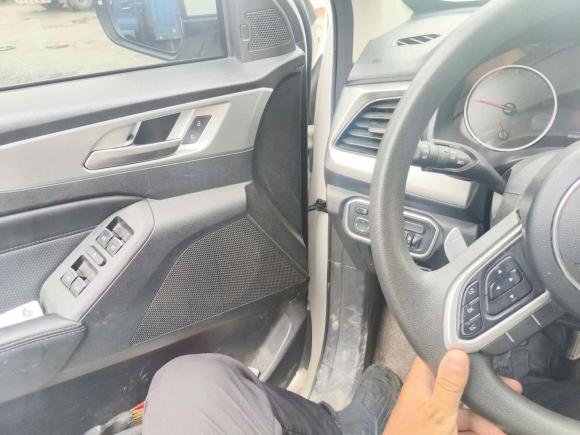 [宁波·浙B] 二手长城炮2021款 2.0T商用版自动柴油四驱精英型长箱拖挂版GW4D20M