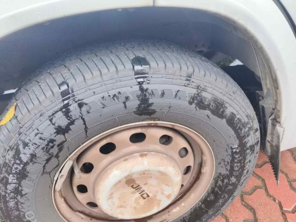 [广州·粤A] 二手江铃特顺2019款 2.8T商运型长轴中顶6座后单胎国VI JX493