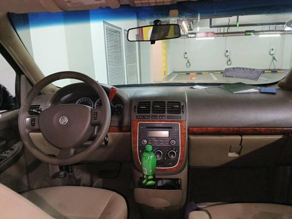 [宁波·沪C] 二手别克别克GL82011款 2.4L CT舒适版