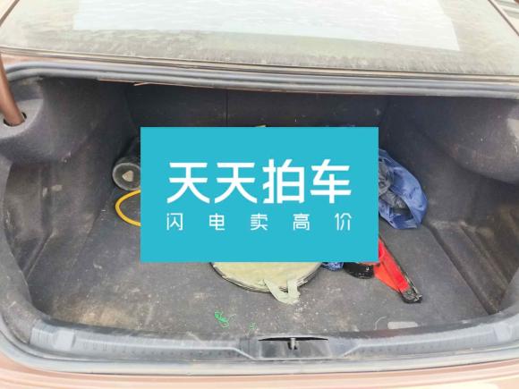 [济南·鲁A] 二手大众凌渡2015款 230TSI DSG风尚版