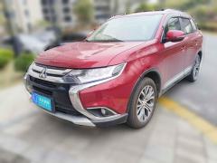 [上海·鄂J] 三菱欧蓝德2018款 2.0L 两驱嘉乐版 7座